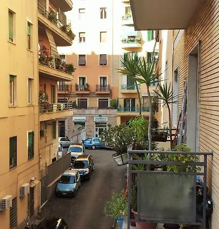 La Mela Di Daire Roma